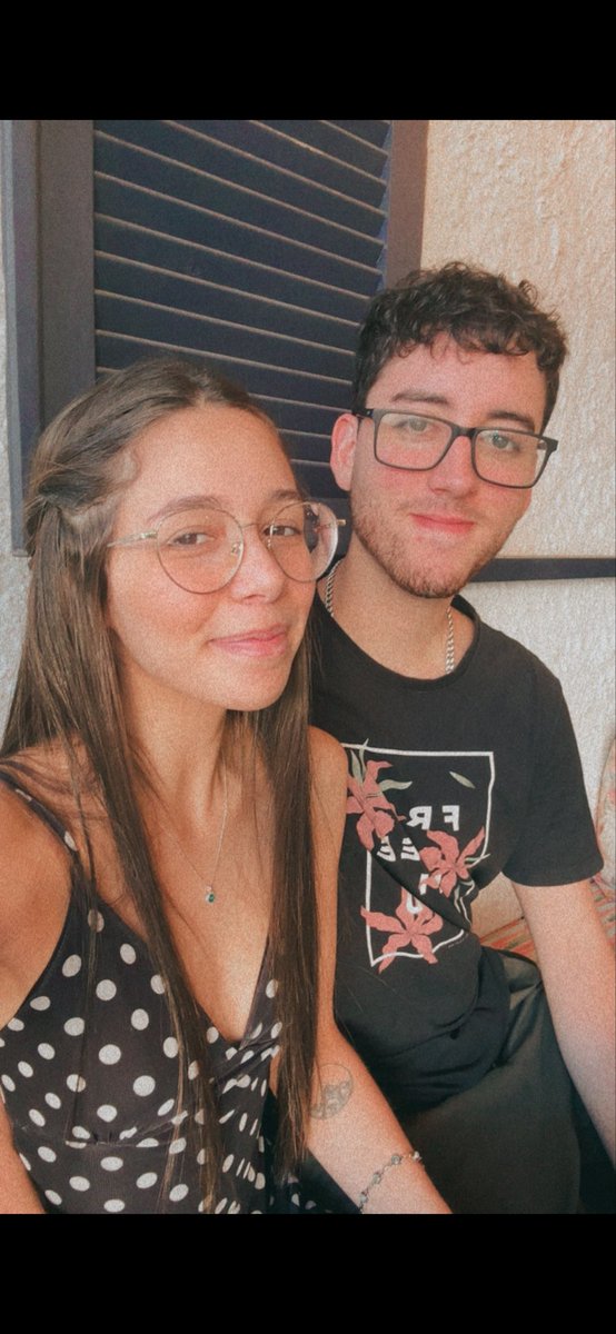 luiherondale's tweet photo. Como começou / como estamos agora

Enchemos a cara na festa da empresa e demos um selinho na frente do gerente de rh 🤘🏻🤘🏻
@o_fitah https://t.co/ePD7eWes7L