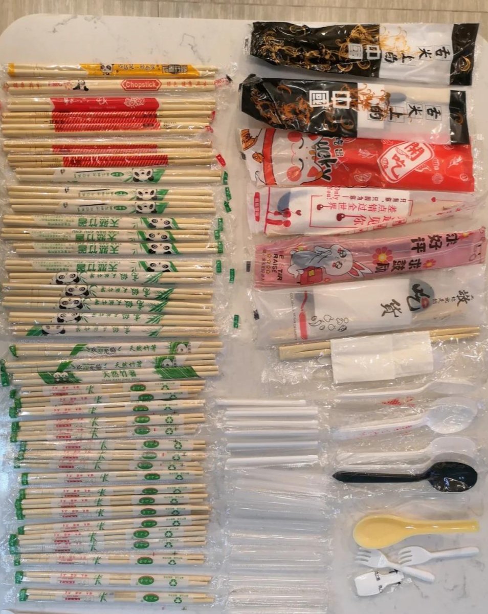 EricYou96057441's tweet photo. Cleared out the closet, donated 3 bags of unused items, and now there’s way more breathing room. Small tidy, big win! https://t.co/7r6lzDOhQI