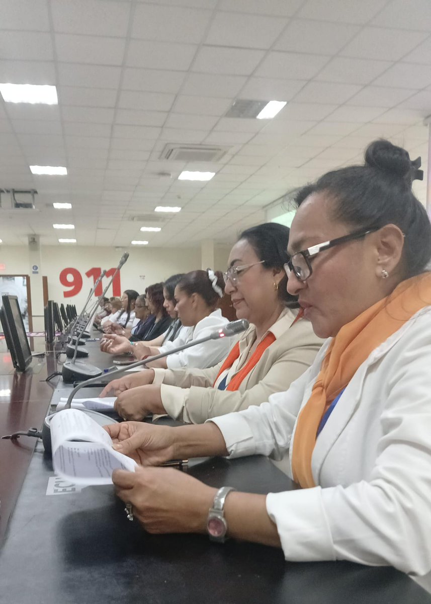 AldeaFundacion's tweet photo. #LibresDeViolencias | Hoy participamos en el conversatorio “Por una vida libre de violencia y una sociedad de iguales”, iniciativa del Observatorio Ciudadano LOPEVCM, con delegadas de 18 provincias.
#NiUnaMenos https://t.co/qgqUr8HFsP