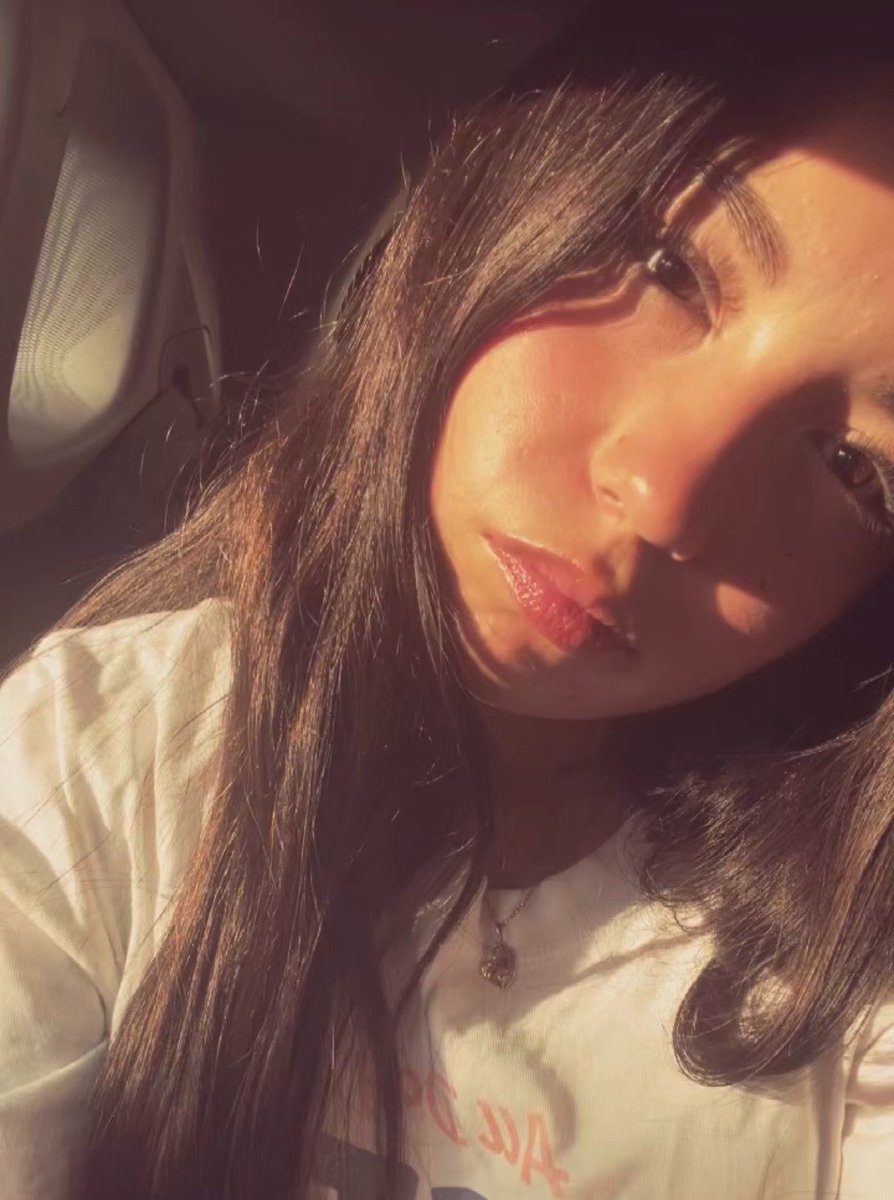 dazzierinn's tweet photo. holaaa me llamo ana 15/🇲🇽 soy Ken biased, estoy desde que se anunció el proyecto (lo empecé a seguir por Luigi), mis canciones favs son mhm y wow 🫰🏻🫰🏻(aunque tmb fe la
pongo a cada rato) y bueno solo eso
🥺🥺 (si lo vuelvo a subir pq flopee)

#integracionDUAL #integraciónDUAL https://t.co/Y3yFrWN9SK