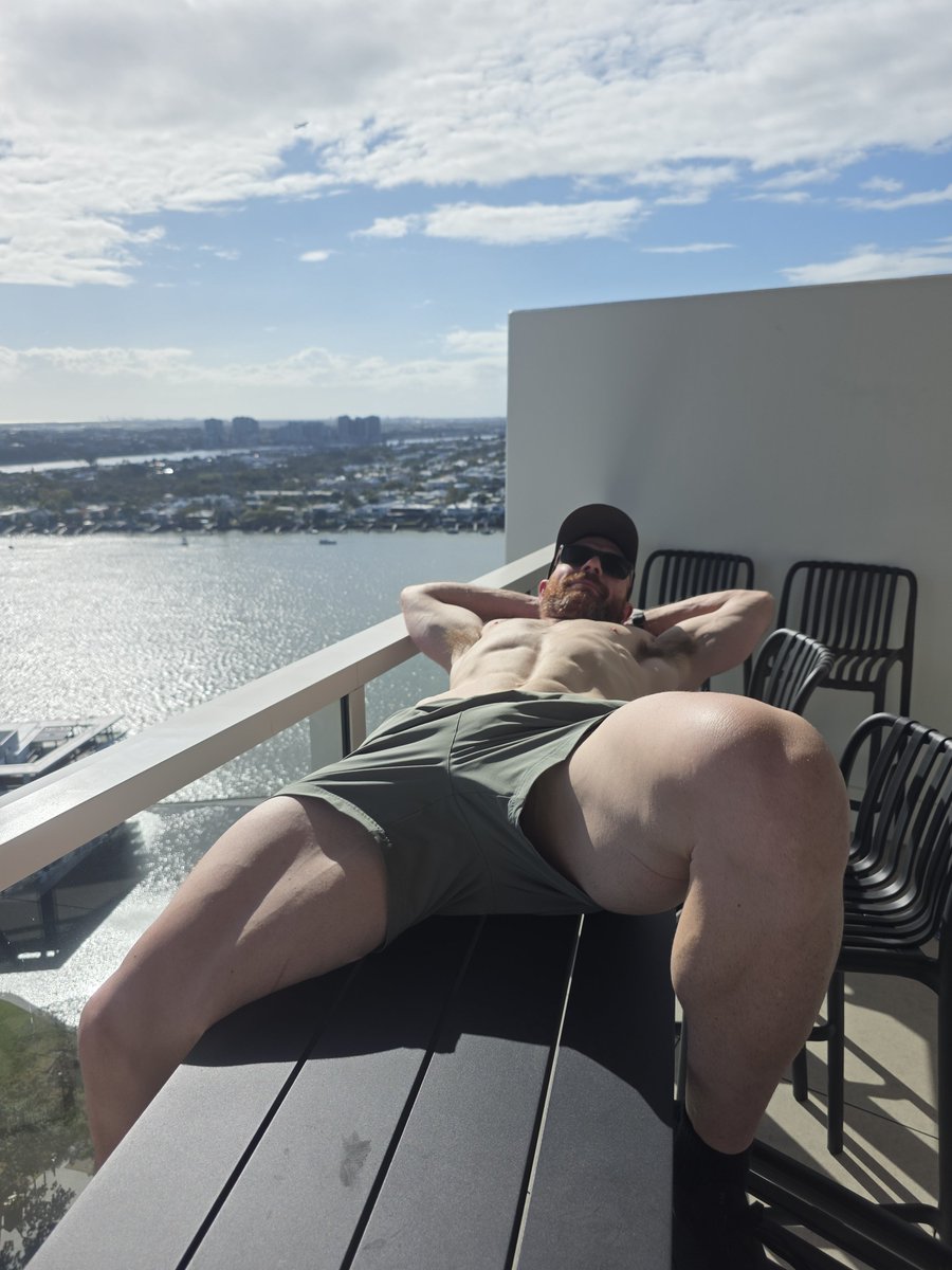AussieGymDude's tweet photo. Friday Flex!
#gaybrisbane #gayaussie #gayabs #gayjock #gaycuck #gaynewstead #gayqld https://t.co/fN9r47WF3d