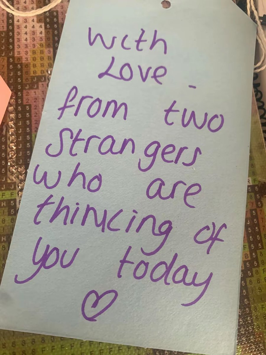 ActivityMft's tweet photo. Wanted to do something in my dads honour 🙏🏼 

So today me and my friend Olivia went to our local hospice and hopefully brought a few smiles for people on a difficult day 💛 in memory of my dad and everyone struggling right now 🫶🏼❤️‍🩹 https://t.co/7dByAMFlX8