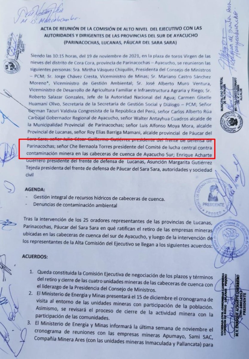 LoreleiCornejo's tweet photo. Pero si la que, como premier de Castillo, se puso a anunciar el cierre de minas formales porque sí y a firmar un acuerdo con el che Bernaola (dirigente del MOVADEF) eras tú. https://t.co/M7RXdRcZST