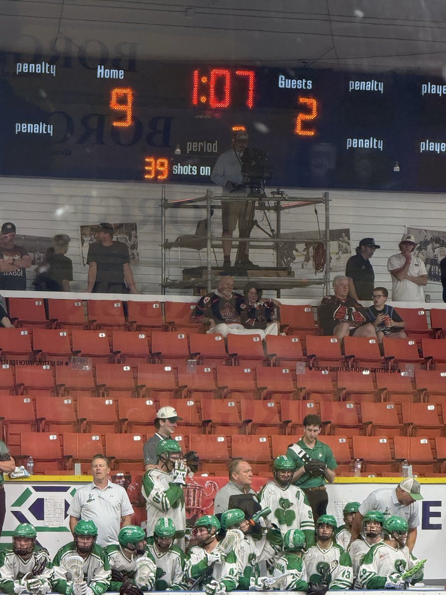 WMJLL's tweet photo. This is what happens when your leadership has no clue. Rivalry. Lmao. Beat a team before you flap that double cheeseburger yap that its a rivalry. Jr A needs out of rmll. Cudos to mountie players. https://t.co/Gazd2s3E28