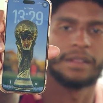 torneiraas's tweet photo. @salvedrew Pô irmão KKKKKKKKKKKKK os jogadores do teu time não tem nem comparação com nenhum brasileiro bixo KKKKKKKKKKK https://t.co/uJB4DA3hhd