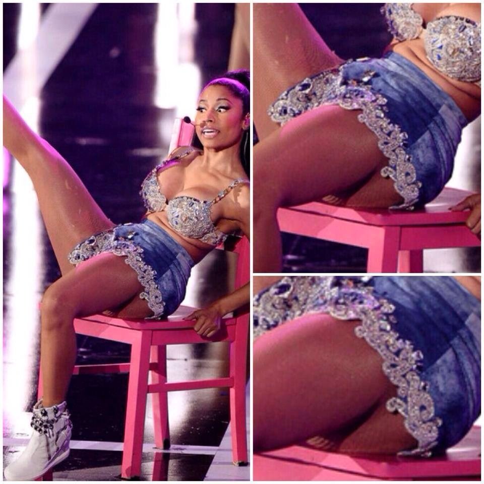 NOTORIOUSAA's tweet photo. @onikaspen__ @Aishafierce4 https://t.co/NrozDxRjDc