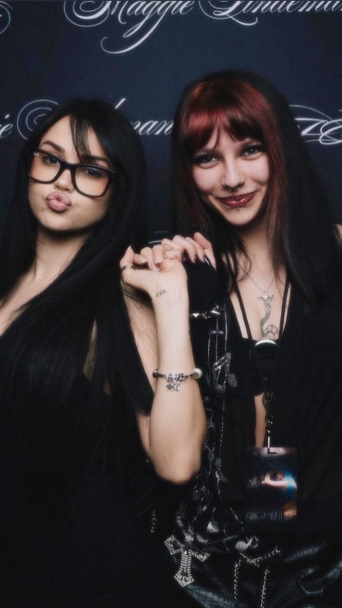 C0RPSESZN's tweet photo. @MaggieLindemann because take me back i miss you so much https://t.co/1M7OemDKCp