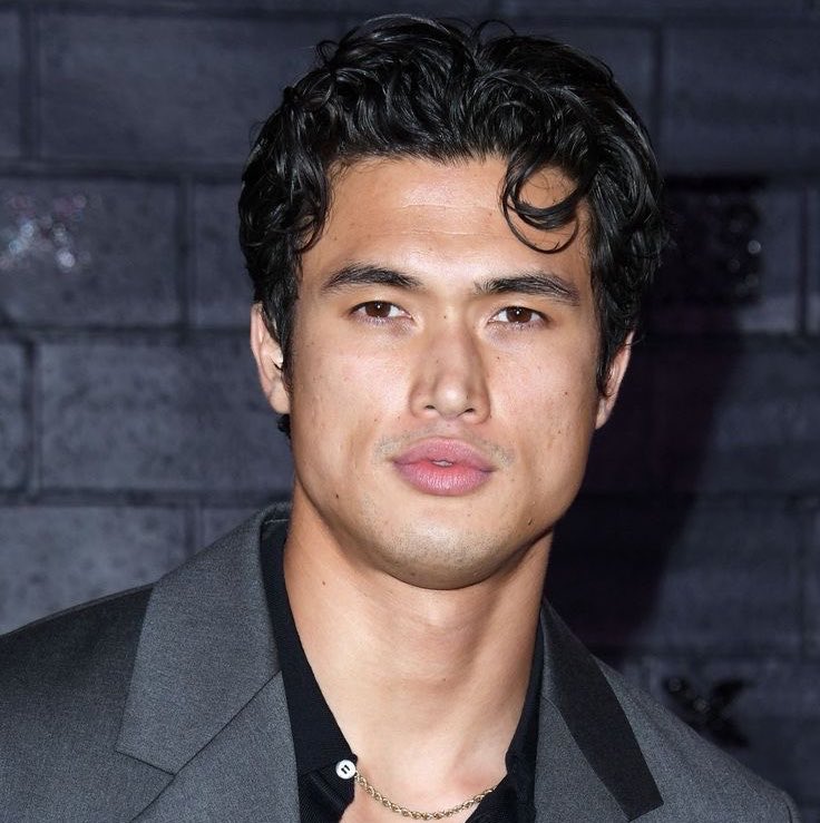 sociedadexmen's tweet photo. 🚨 ESCOLHAS! Charles Melton está em negociações para interpretar Kakashi no live-action de NARUTO.

Segundo rumores, o ator estava cotado para ser interpretar o FERA em ‘X-MEN’.

(via: @THR) https://t.co/m69rXEN92w