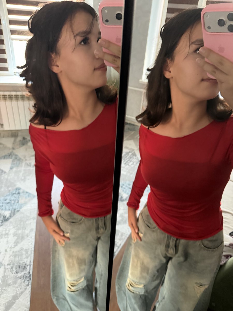 yooneeje's tweet photo. El rojo le sienta muy bien a mi tez.❤️ https://t.co/sq0xKmnSMB