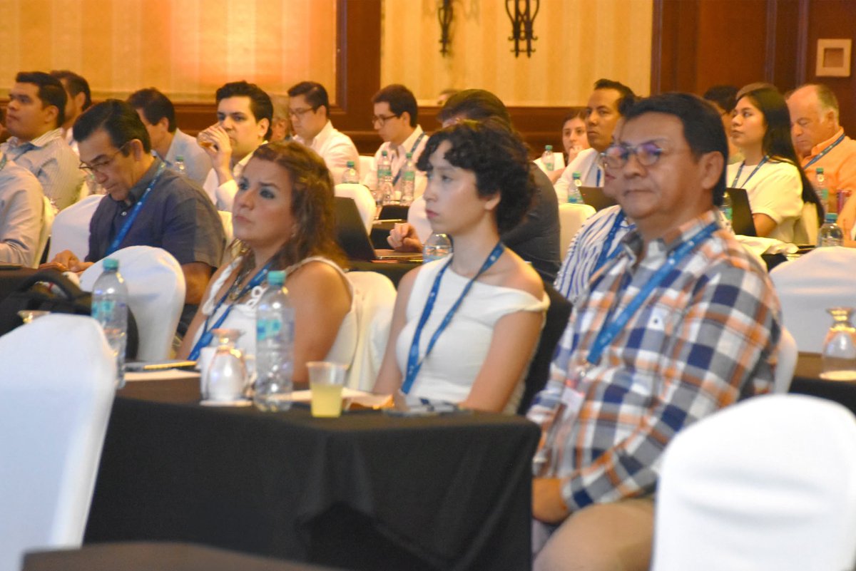 colegiocpmexico's tweet photo. En el #ForoTributaciónInternacional se analizan los retos en materia de precios de transferencia, incluyendo ajustes, #CFDI, ingresos, deducciones y el nuevo escenario de los #APA y Bilateral Advance Pricing Agreements. 🗂️
🗣💬 Especialistas comparten perspectivas y experiencias para comprender los desafíos que enfrentan las operaciones intercompañía.
📍🌊 Acapulco, Guerrero.
#PreciosDeTransferencia #FiscalidadInternacional #ColegioDeContadores #networking
