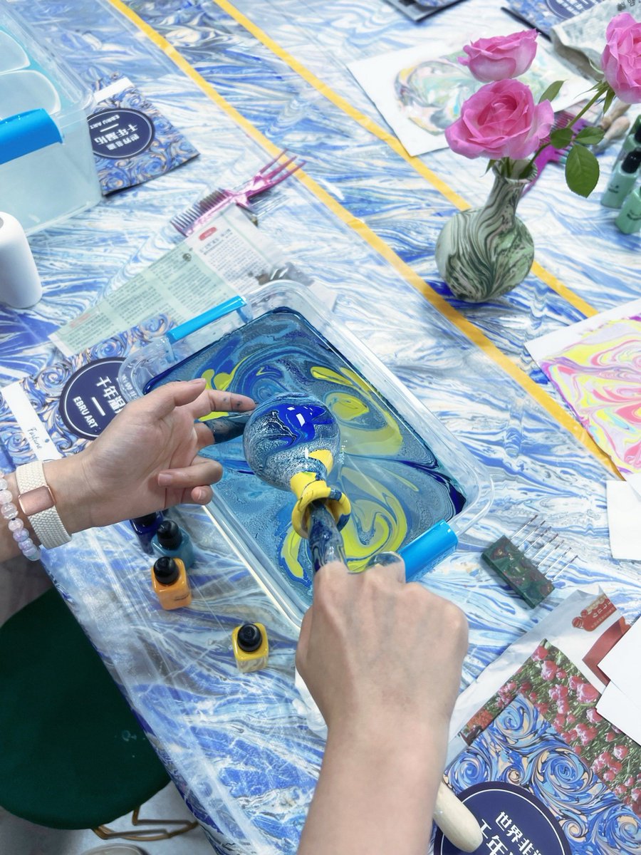 venus_pae's tweet photo. Immersive art lab today! Feel the brush strokes on interactive canvas, make your own mini masterpiece in 20 mins—creativity has no limits. https://t.co/krwk6onndj