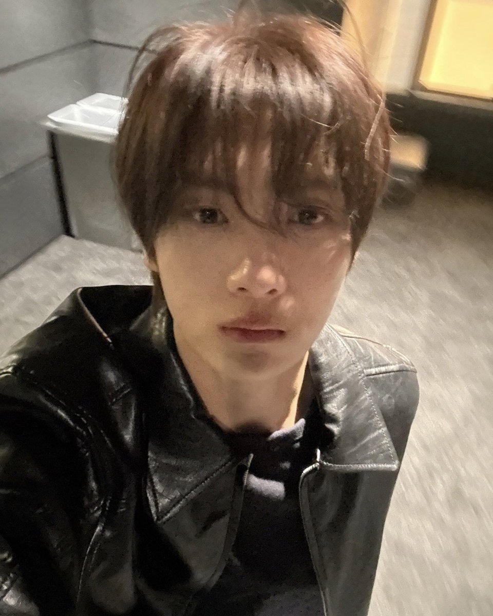 lekasatu's tweet photo. jaedoh look more and more alike means they are eating each other #truther https://t.co/vhB0Xeyuj9