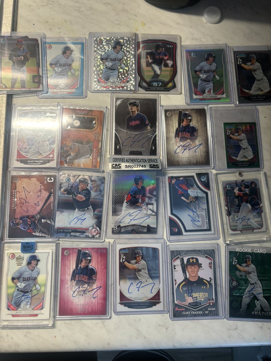 EJackson021's tweet photo. @clintfrazier That’s some early bowman stuff I pulled out https://t.co/UWGuAom0eI