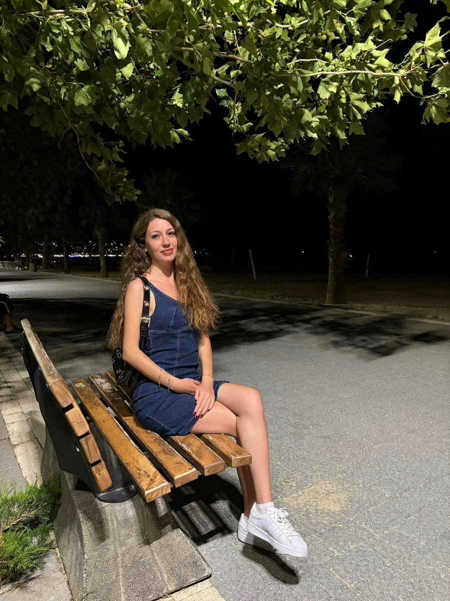 tugceecelikk's tweet photo. ✨ https://t.co/eV91lRQqoP