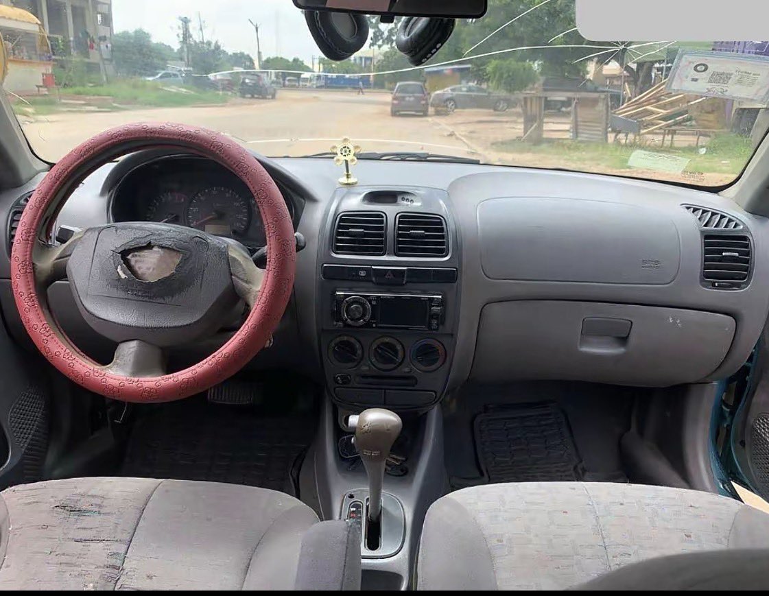 Vxebo_'s tweet photo. 2010 Hyundai Accent
¢105k💰
1.2 Litre
AC Working❄️
Solid Suspension 
Manual
Falaa
Commission applies
📞☎️0503765628 https://t.co/1e0Y9yIv1y