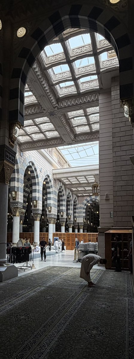 A__alsh3's tweet photo. الرُّوح لا تَأوي إليها عبثًا 🤍
يا ربِّ، بلِّغ قلوبَ المشتاقين https://t.co/Ft6EGpolWE