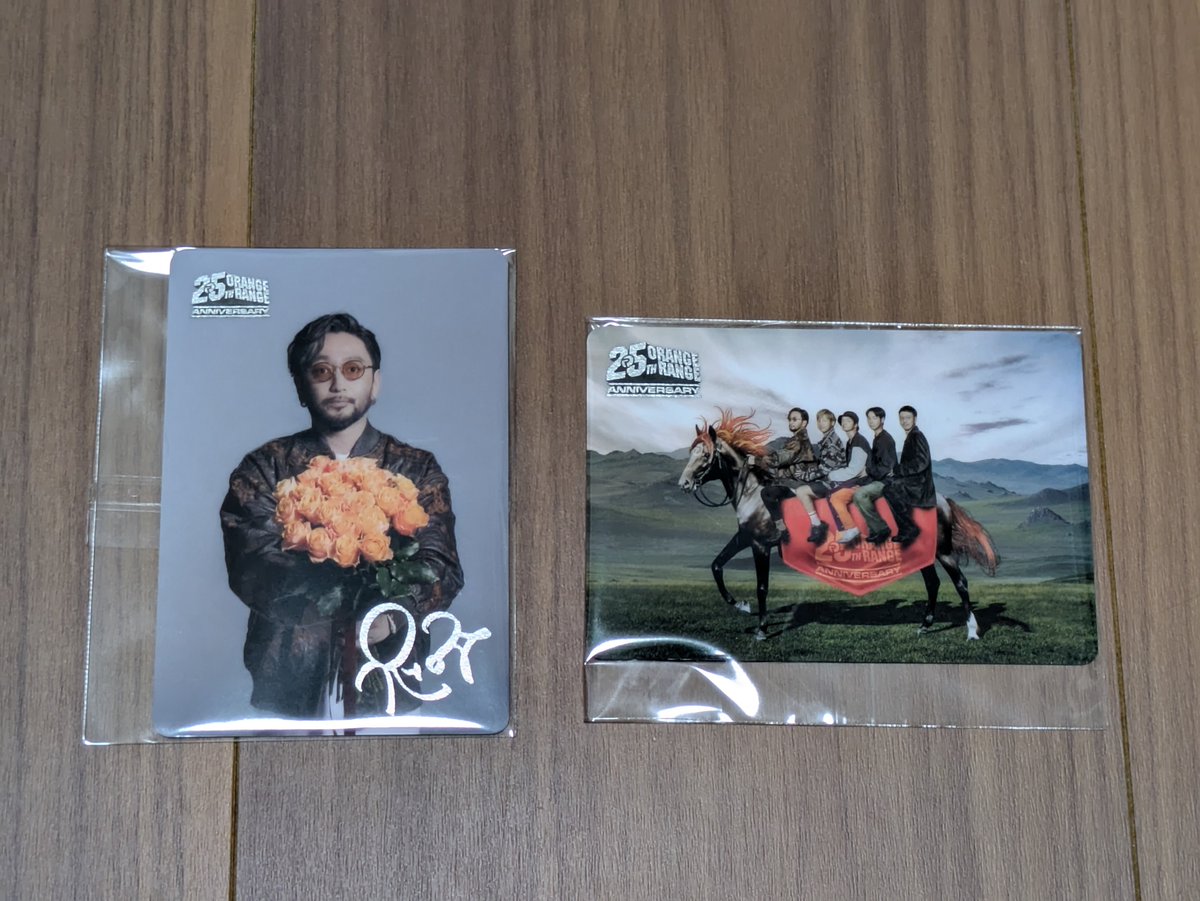 yamaimozuki's tweet photo. ORANGE RANGE
オレンジレンジ
ウエハースカードの交換もしくは譲り先を探しています

【譲】写真1
お譲りの際は1枚290円(定価)でお譲りします
【求】上海ハニー
　　　瞳の先
　　　マジで
　　　トワノ

【交換希望】写真2
【求】ナオト、ヨウ

ツアー会場手渡し(沖縄、越谷、大阪等)>郵送です。 https://t.co/lWsbvrB1jn