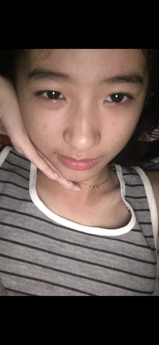 bethaocuti0's tweet photo. Mọi người cmt mún em lên kèo gì diii https://t.co/NwYPGVKNxu
