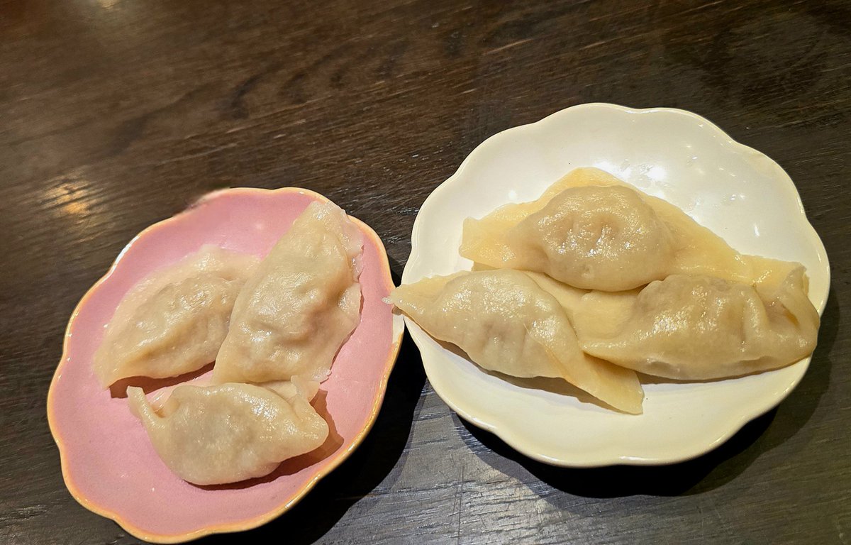 uEHpRMWlfgYtKh3's tweet photo. 台湾アップルサイダー
水餃子
ハトシ
チャンポン
どれも旨し😍
お腹ぱんぱかりん！🤣 https://t.co/9Nbc1uISzc
