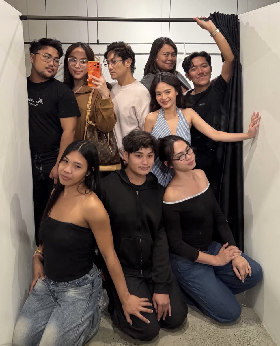 xoxodusbi's tweet photo. team bianca for today’s work ganap 💗

i miss you @biancadeveraa 🥹 ang ganda ganda moooo !! https://t.co/ZywDvfh3D2