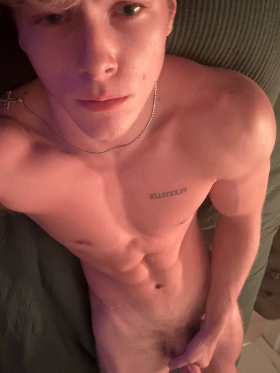chasemodelvip's tweet photo. I have something new waiting for the right person… could that be you? 👀 https://t.co/G3lWFDOqpf