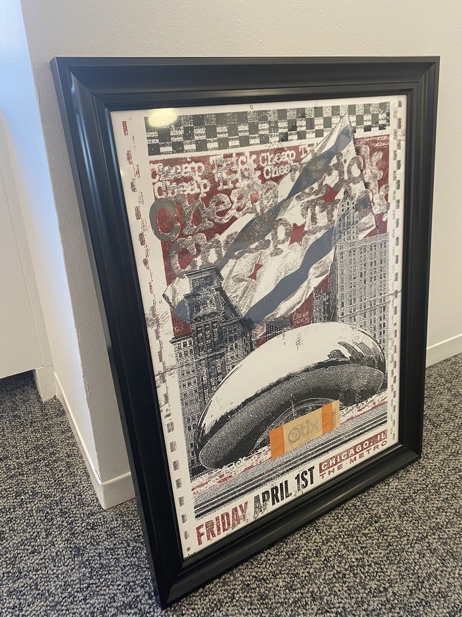 ModJam515's tweet photo. Am I making a Cheap Trick exhibit at work?

Maybe. https://t.co/JB147uXPyN