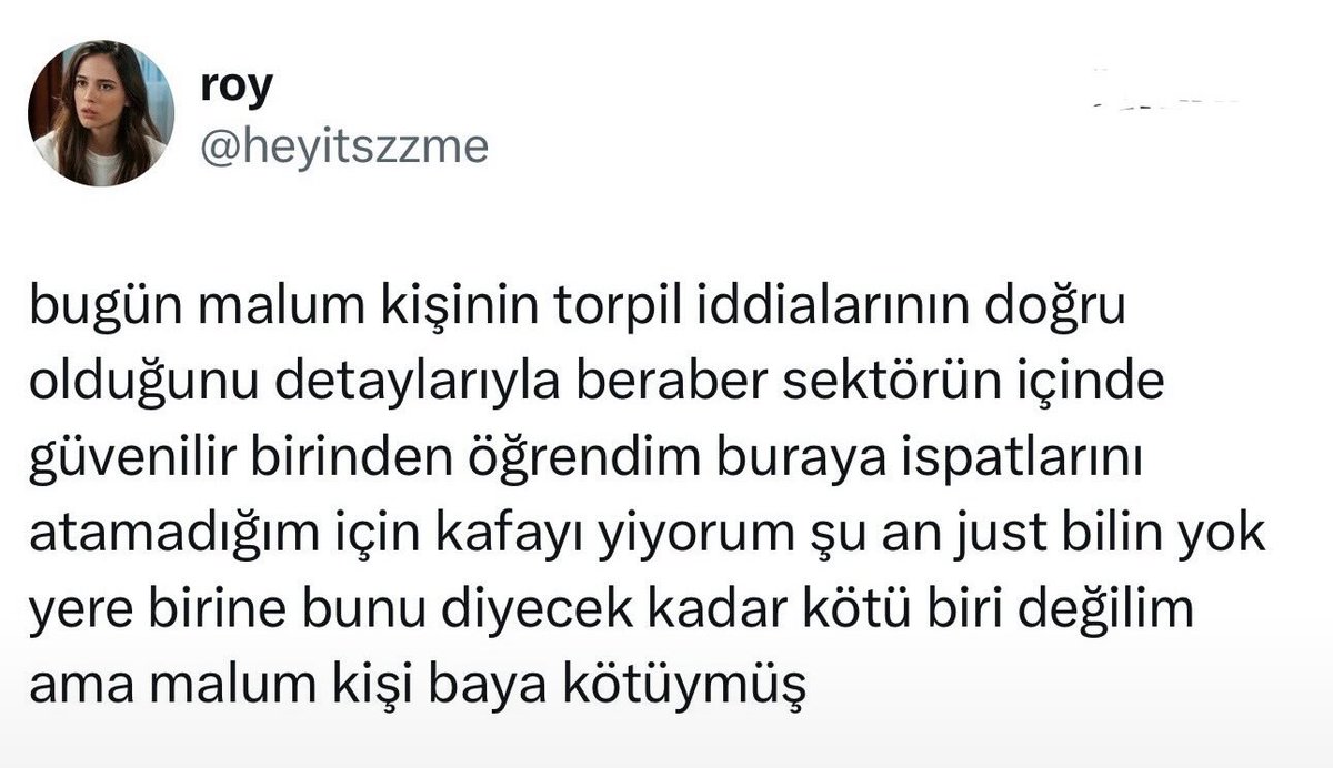 Liliavta's tweet photo. Götünden senaryo uydurup milleti gaza getiriyo ona inanan köpek sürüsüne başrolü linçletiyo tckda 3 aydan 2 yıla kadar hapis cezası olan bi şeyi yapıp, kendi emeğiyle buralara gelen bi oyuncuyu karalarken tam olarak bu tavrı takınıyo. Valla bi gün patlayacak da ne zaman acaba https://t.co/lBNcV7ssfo