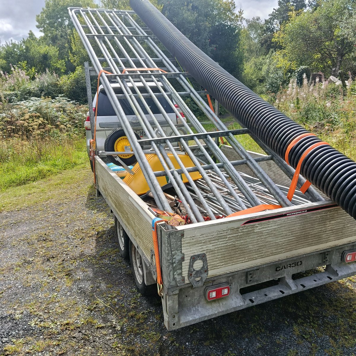 KevinJWalsh5's tweet photo. Thinking I would be windsurfing for a long weekend but end up with this... Nice reality https://t.co/qInKiJlR78