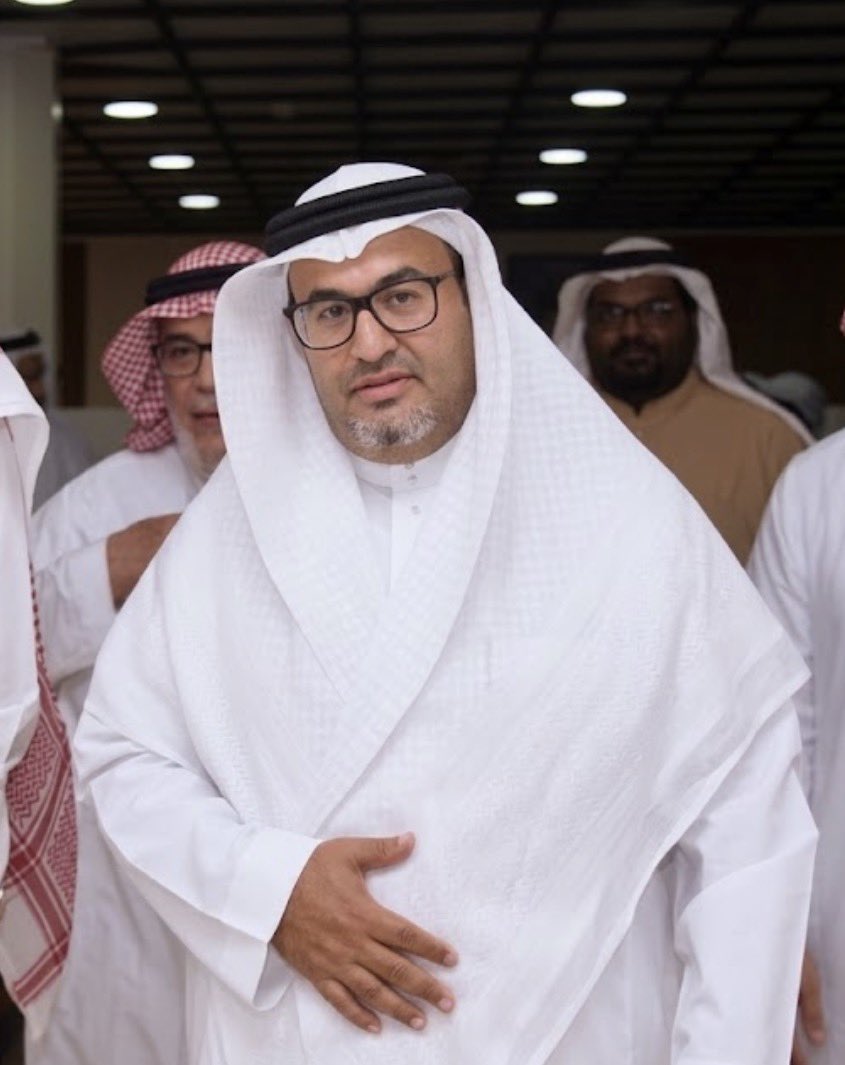 abdulrahmanYnb's tweet photo. اليوم يغادر المهندس هاني عويضة الهيئة الملكية بينبع بعد أكثر من ٣٠ عامًا قضاها في خدمة #ينبع الصناعية وسكانها في عدة مناصب، كان آخرها مدير عام قطاع التشغيل والصيانة.

شكرًا أبا سلمان https://t.co/eXRePzDgdX