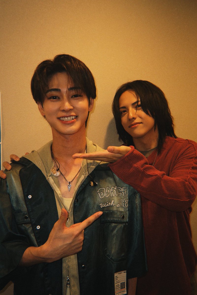 shuru_ohl's tweet photo. 今日はBRAVE SONICでした！
ありがとうございました☺︎

なんてエモいイベントなんだBRAVE SONICさんよお、、、

旧友たちと📷
#BRAVESONIC #OHL #GENIC https://t.co/R7BCpf1KTc