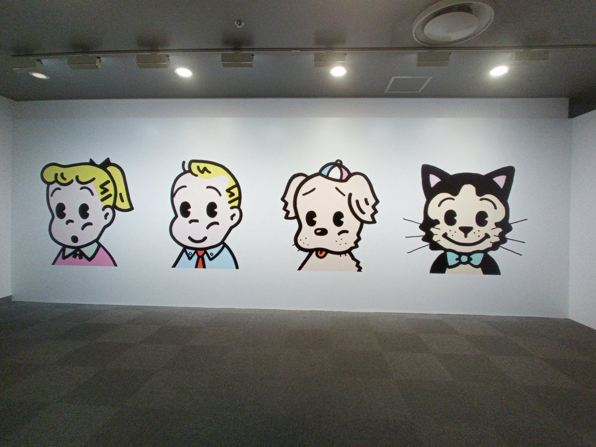 vanillasmile123's tweet photo. #オサムグッズ展 も見に行けた‼️10代の頃欲しくてたまらなかったグッズがズラリ…！原画の展示もありまして、何度か拝見してますが本当に曲線が美しい✨アナログなんだけどデジタルで補正されてるかのようにキレイです🤯ただ、今回は展示がグッズ中心のため原画は少なめでした。
 #横浜そごう https://t.co/aFNIJLY2Fh