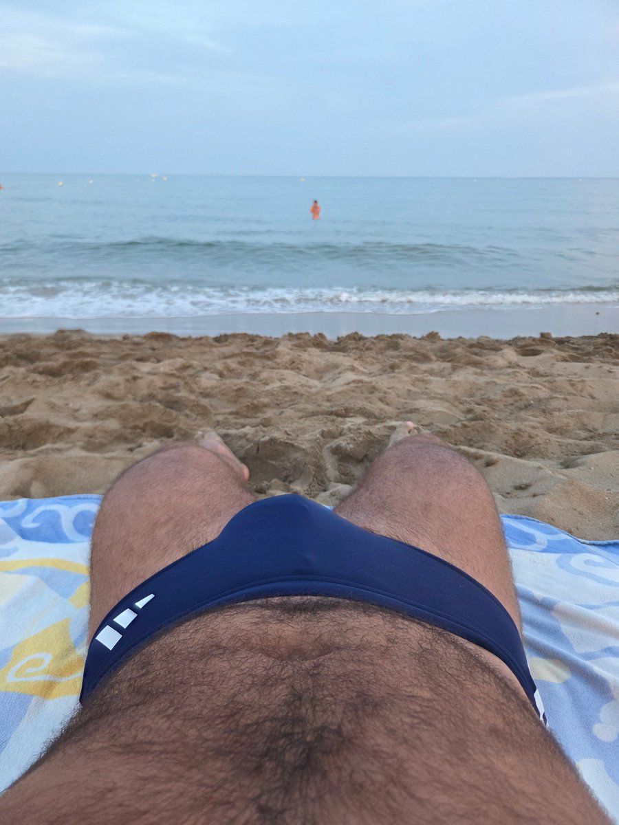 Jep_in_town's tweet photo. ¿Dónde está el verano? 🫠😑
https://t.co/HVgoCwySx1 https://t.co/x4J2Ym0AgG