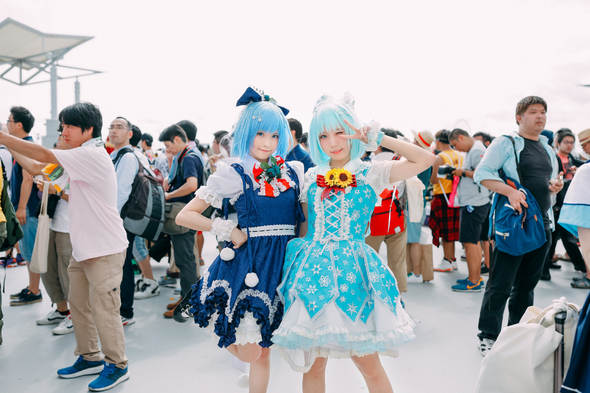 PrasadsahuG's tweet photo. Just checked in at the hottest comic con of the summer! All the amazing cosplays and nerdy vibes are total perfection https://t.co/V2JZLdD0Hi
