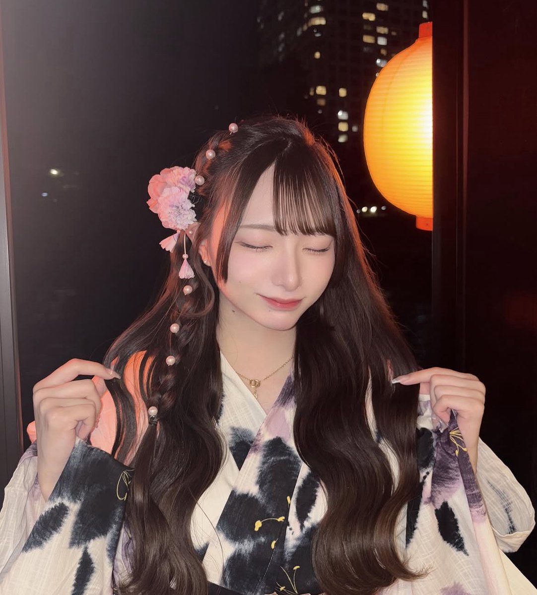 z96987's tweet photo. この子可愛すぎるんだが、コンカフェなの凄すぎる https://t.co/egqcHfK2cU