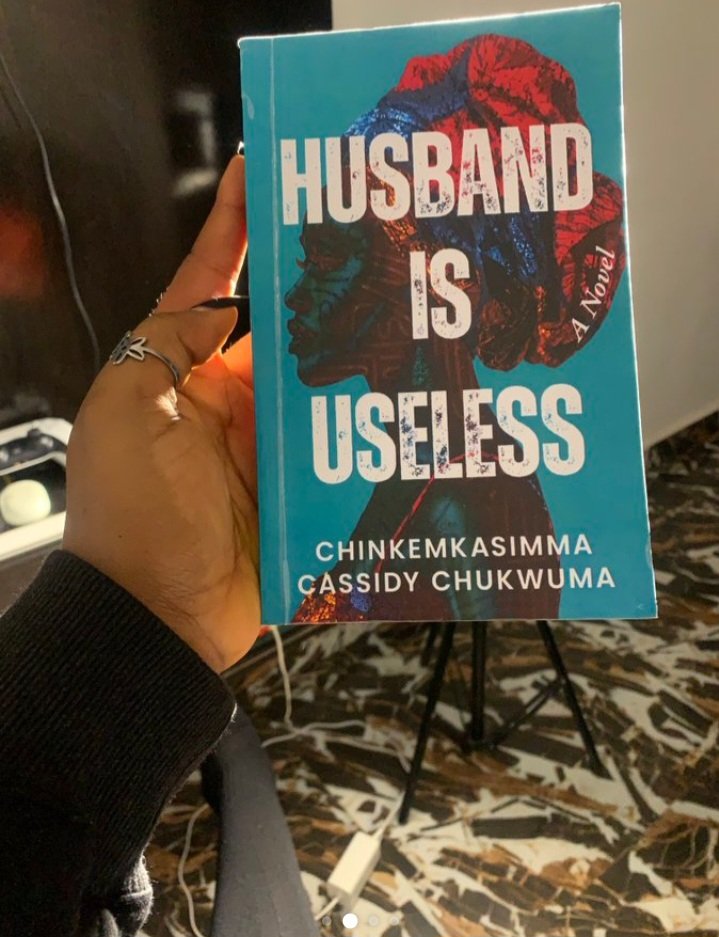 primeOfprime's tweet photo. When will a woman write a book about how to make money or be a supportive wife, or maybe to become a better wife.

They either write corn books to promote lust or about hate towards men. https://t.co/Tm5p5zDZL3