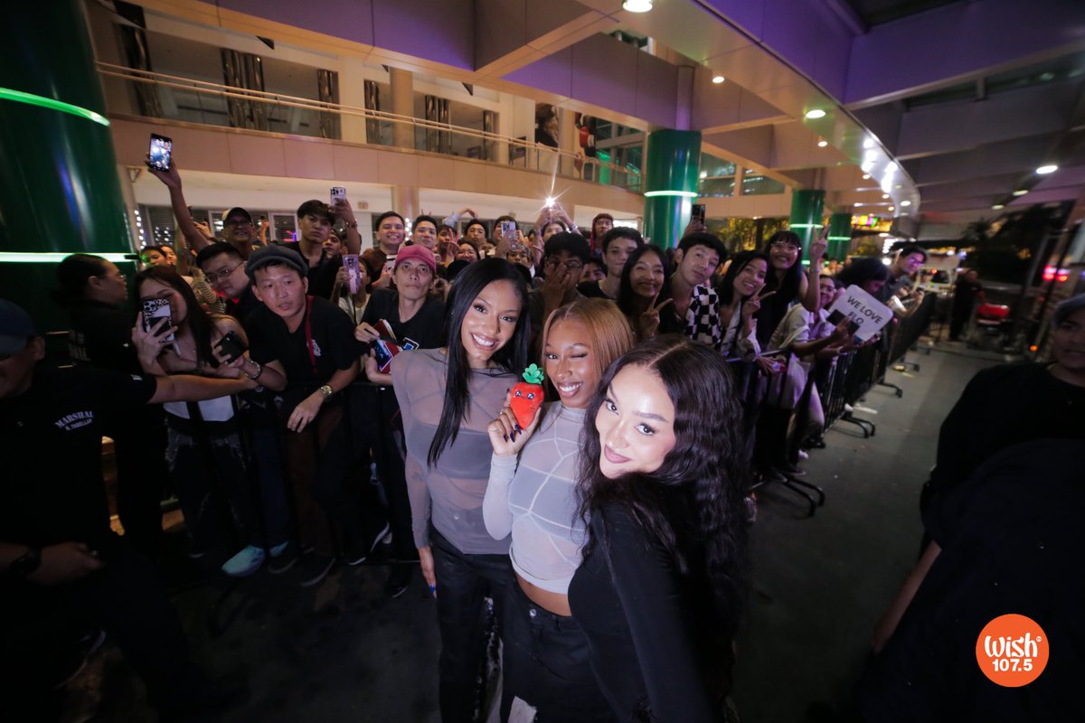 wish1075's tweet photo. During their debut Wish Bus stint, London-based girl group FLO performed their hits, "Leak It" and "Don't Break Her Heart." https://t.co/P5HHojyyIF