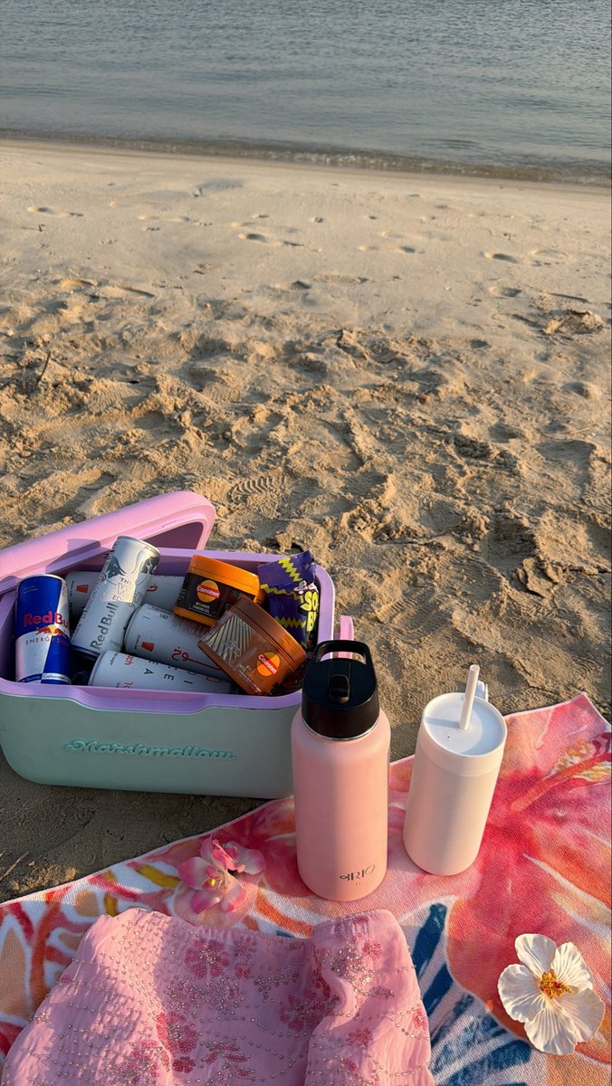 au8est's tweet photo. 🧜🏻‍♀️🌊🪸 https://t.co/BbHPzShTld