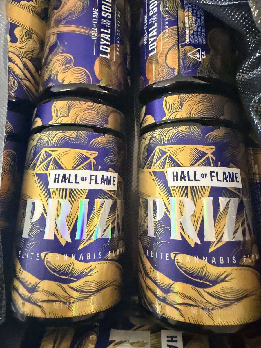 WhiteAshReserve's tweet photo. @HallOfflameLA 
Jar seals are the move respect the level of care yall do. 

Who is gunning for one of these jars Friday? https://t.co/vMBmcZc3lj