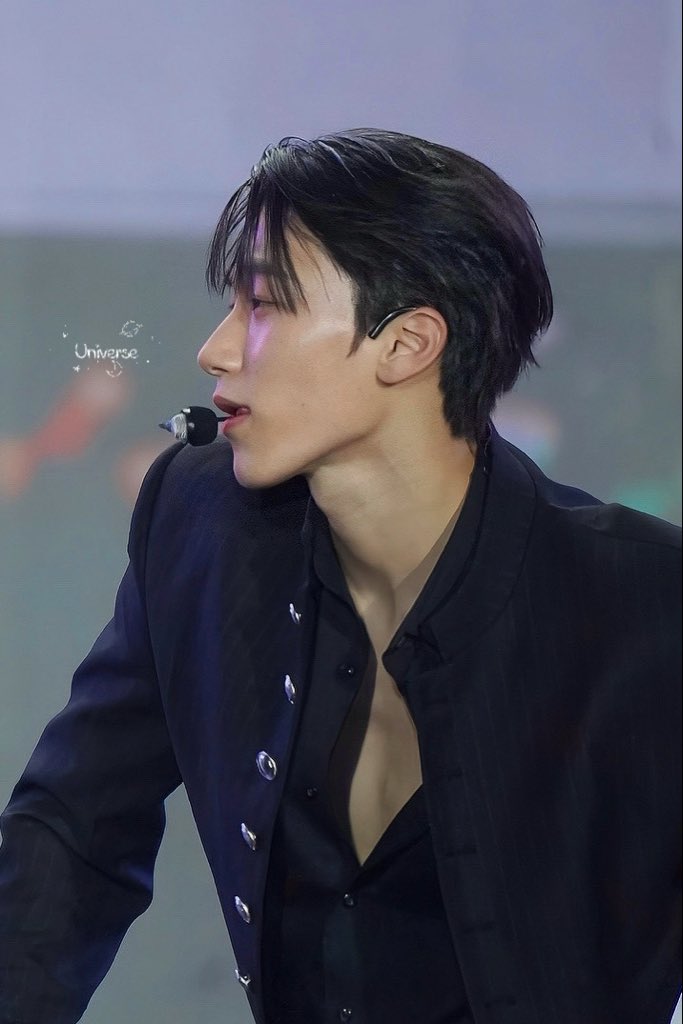 universe1126jwy's tweet photo. 260814 Istanbul Festival

Woosan in 🇹🇷 

#WOOSAN #Wooyoung #우영 #ウヨン #San #산 #サン #ATEEZ #에이티즈 https://t.co/xuHDyxj0ta
