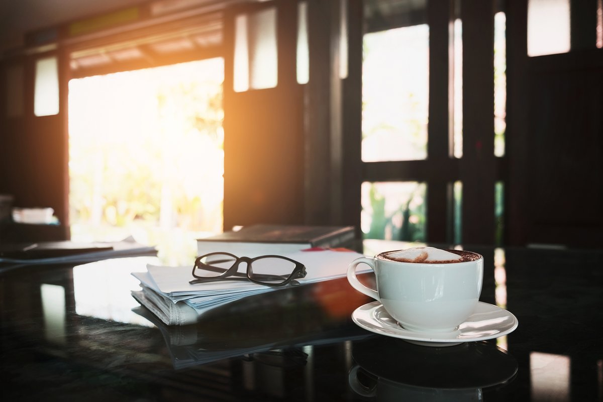 nurathiraayub's tweet photo. Waking up to soft sunlight streaming through window, making coffee with my favorite mug, and the first quiet moment of the day—this is the tiny warmth that makes home feel like everything.， https://t.co/XNEYyjRvlu