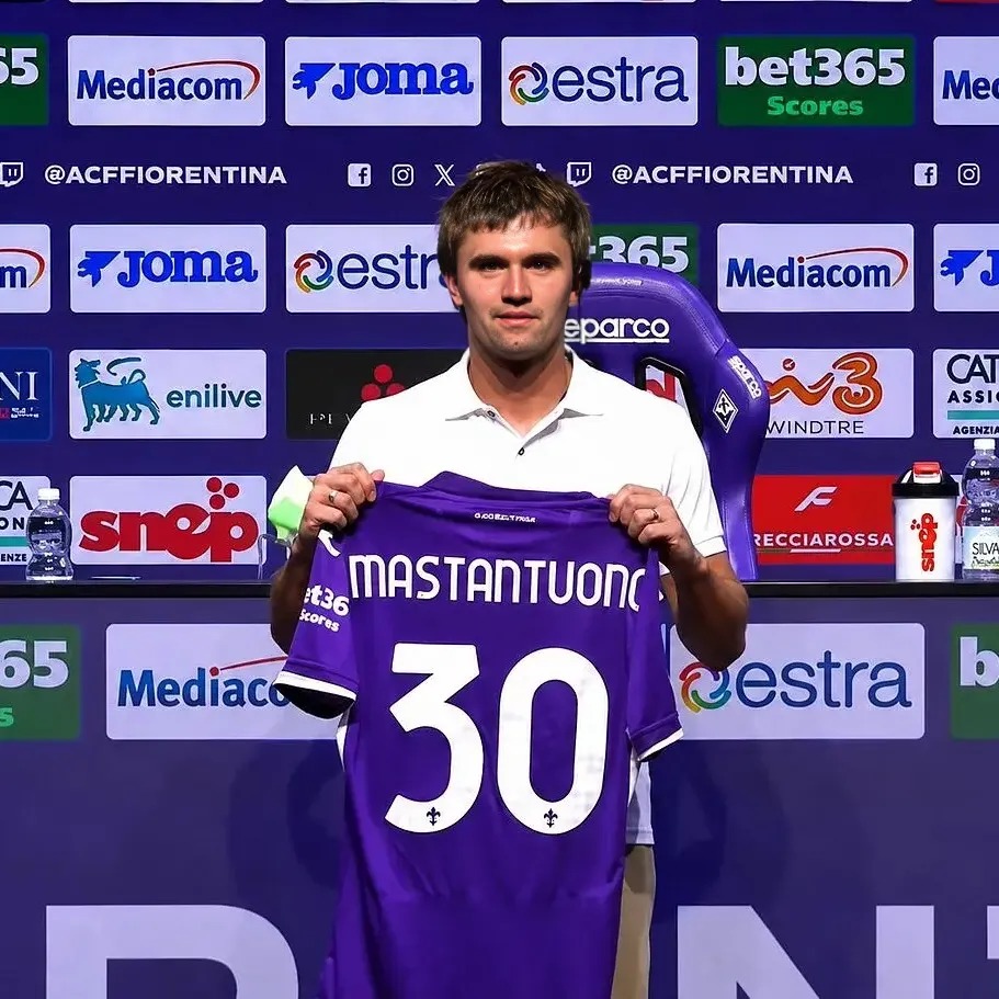 maldiidown's tweet photo. 🚨Mastantuono ha sido hoy presentado con la Fiorentina https://t.co/Q44y7DXkFL