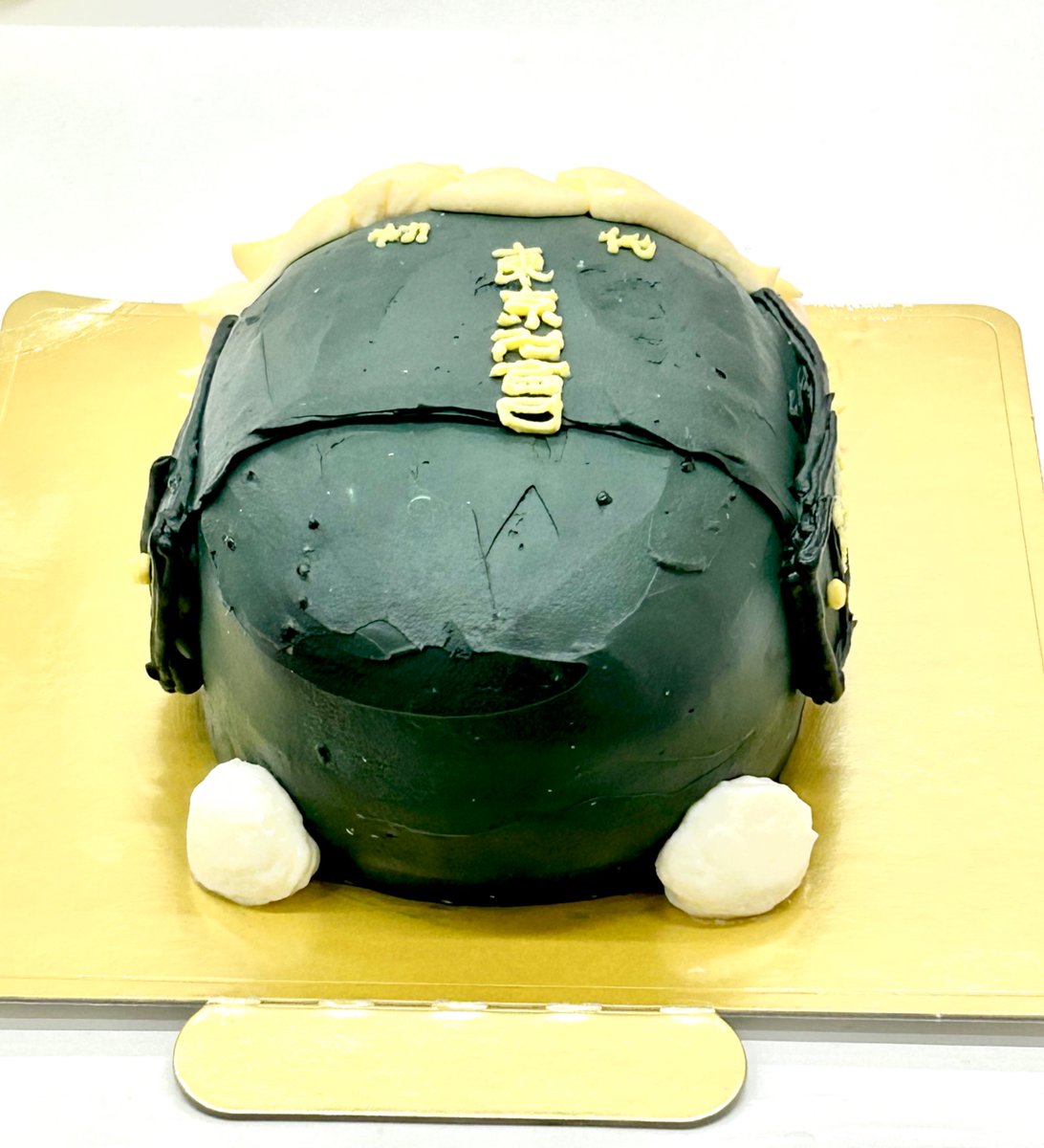 3edw_sn's tweet photo. 最後に1番こだわったケーキを見て欲しいです> ̫ <食べるの躊躇っちゃうくらい、本当に素敵に仕上げていただきました՞ɞ̴̶̷̥⩊ɞ̴̶̷̥꒱֯♡万次郎くんが万次郎くんを食べるって、めっちゃシュールだけど、だいすきな彼が喜んでくれてますように♡｡*+

#佐野万次郎生誕祭2026
#佐野万次郎誕生祭2026 https://t.co/2hGmUD1XSs