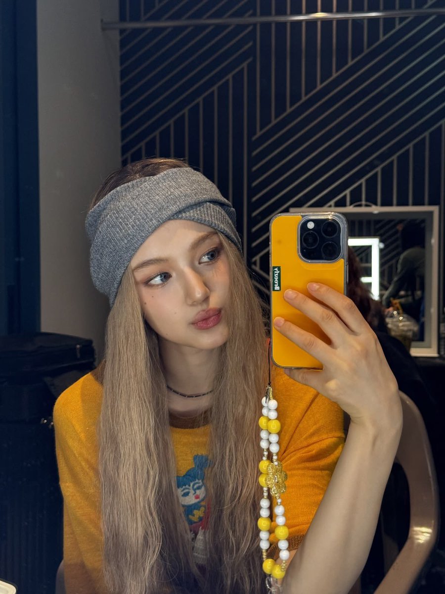 hrtjeanz's tweet photo. 😚🧡 https://t.co/k2vGKtXjsr