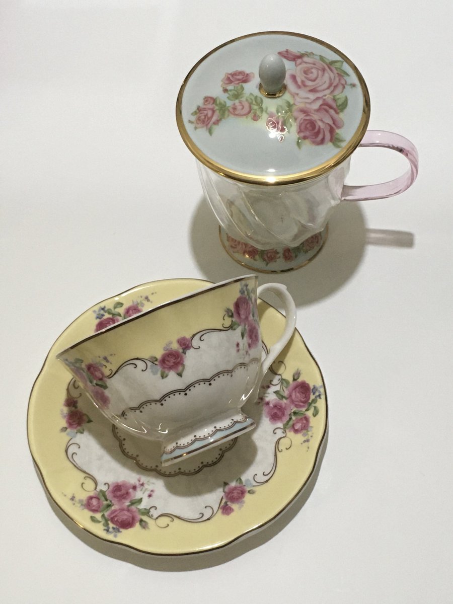 hamumaruu's tweet photo. 킷사텐 느낌의 잔을 샀어요
색조합이 너무 귀욥다 🫪 https://t.co/tOZ1kFiilw