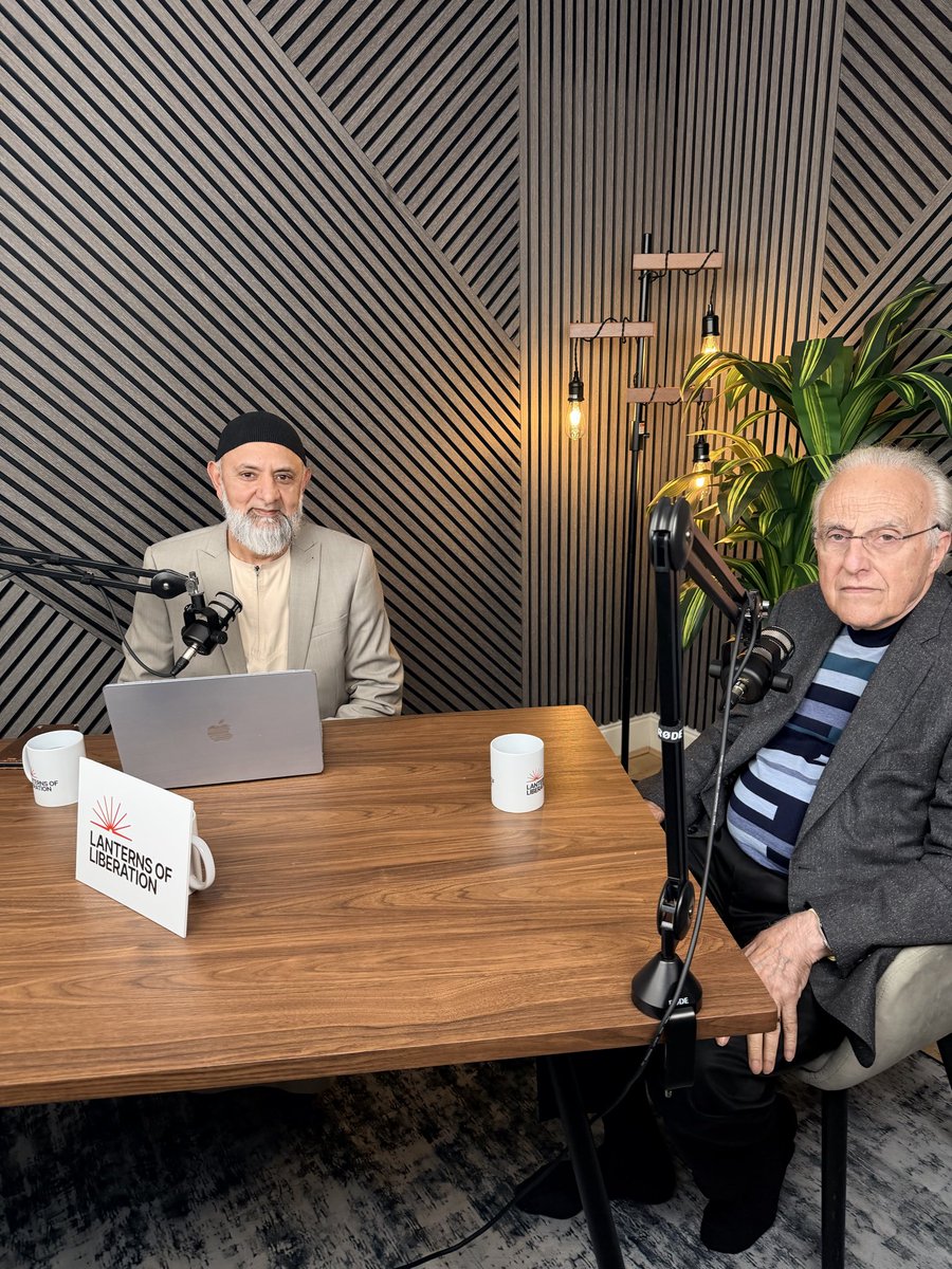 thelanternspod's tweet photo. It’s nearly here! 🕯️

One of Prof Esposito’s last podcast conversations, recorded before his passing.

Does the West Have a Muslim Problem?

Prof John Esposito joined Lanterns of Liberation for this important conversation.

🔴 Live at 5pm Today! https://t.co/E19TEbss8e
