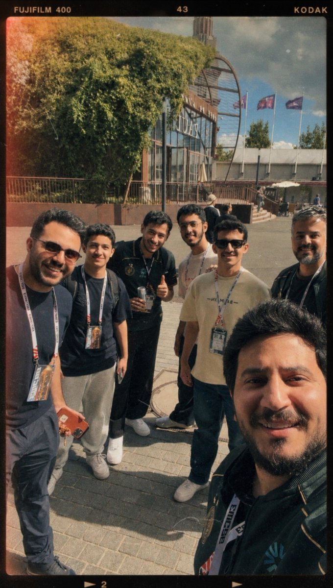 mar_xix's tweet photo. أبو عبير شكرا 
شكرا أبو عبير 
أفضل صورة بـ ewc26 مع أفضل روستر 
#ewc26 📸🪄 https://t.co/dJJ1VgET3C