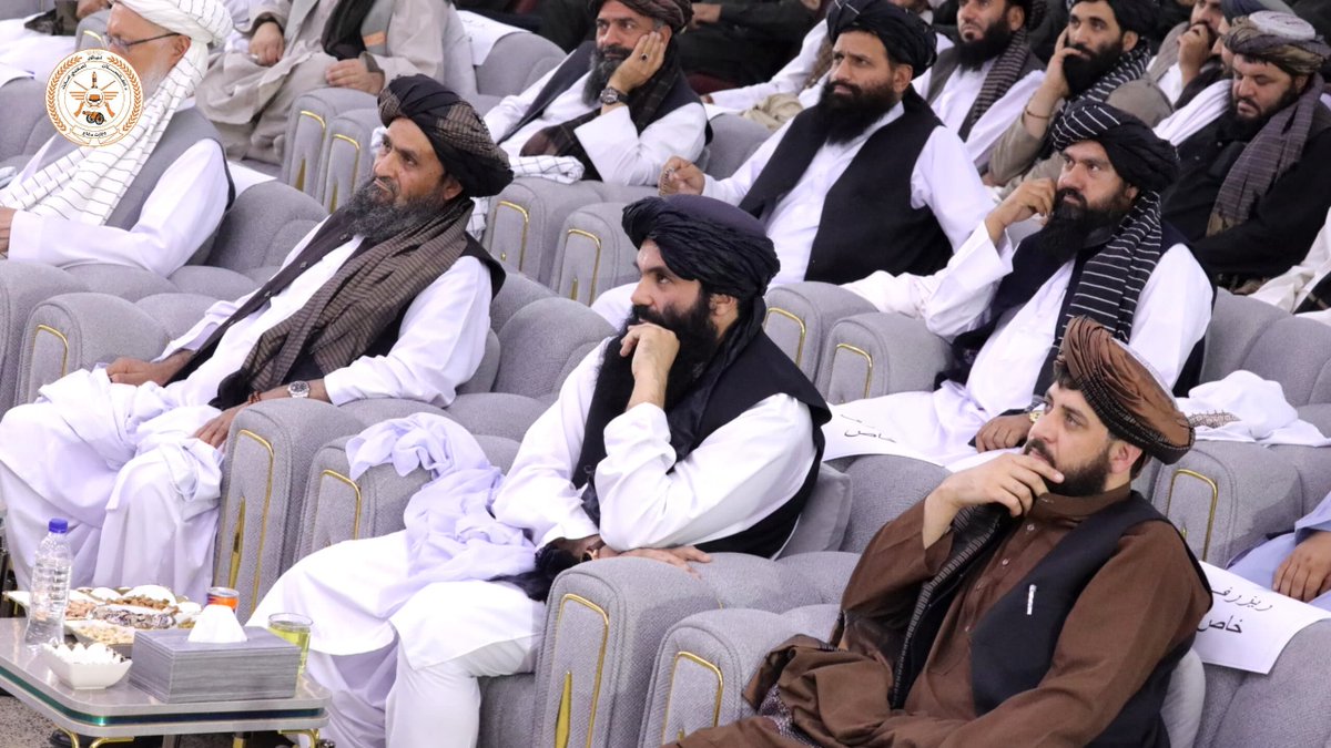 5vbqup's tweet photo. له انګریزي ښکېلاک څخه د خپلواکۍ بیرته اخیستلو ١٠٧مه کلیزې مراسمو انځوریز البوم https://t.co/jnI9iutSyj