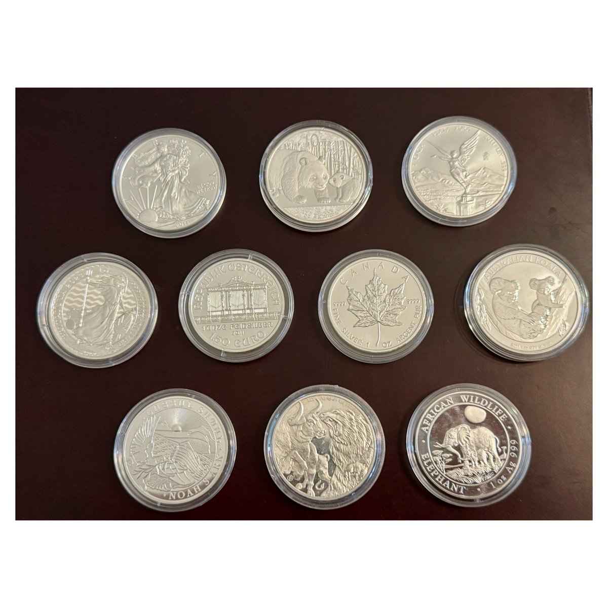 hopeagold's tweet photo. Ten ounces. 10 countries. 1 standard. 1 oz 999 Silver. Some of generic bullion from my stack
🦅 🇺🇸 American Eagle
🐼 🇨🇳 Chinese Panda
🦅 🇲🇽 Mexican Libertad
🛡️ 🇬🇧 Britannia
🎻 🇦🇹 Philharmonic
🍁 🇨🇦 Maple Leaf
🐨 🇦🇺 Koala
🛶 🇦🇲Noah’s Ark
🐂🐻 🇹🇰 Bull and Bear
🐘 🇸🇴African Elephant https://t.co/ZCv3FNYeKL