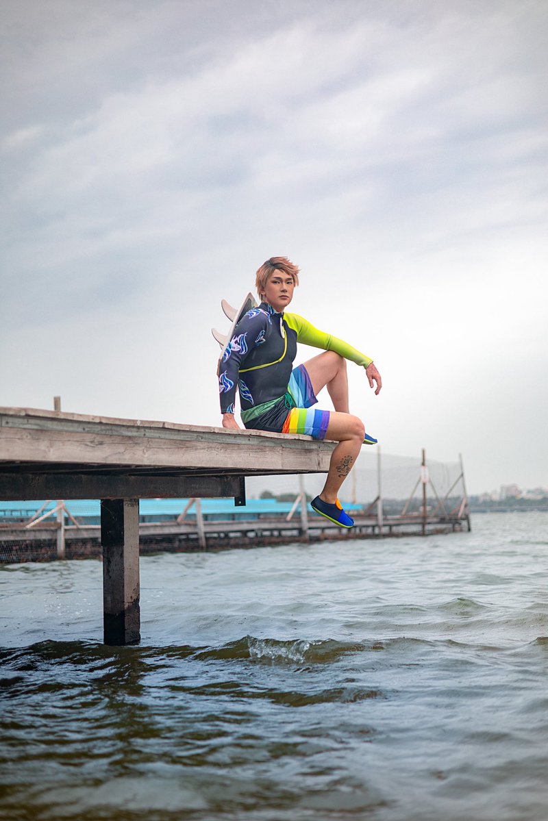 tiger_auau's tweet photo. Jake Park - Surf Survivor

Cosplay by @tiger_auau 

It was actually rainy that day but that was a good thing because there were no ppl on the beach and also someone left their boat there which was kinda perfect for the background

@DeadbyDaylight https://t.co/yByHN7g8aW