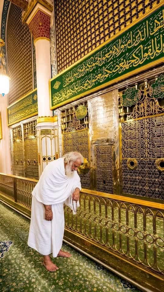 DrMdscra's tweet photo. اَلصَّلٰوۃُ وَالسَّلَامُ عَلَیْکَ یَاخَاتَمُ الْاَنْبِیَاءِوَالْمُرْسَلِیْنْﷺ🌹
 #خاتم_النبیین_محمدﷺ https://t.co/YOSOfG2Njd